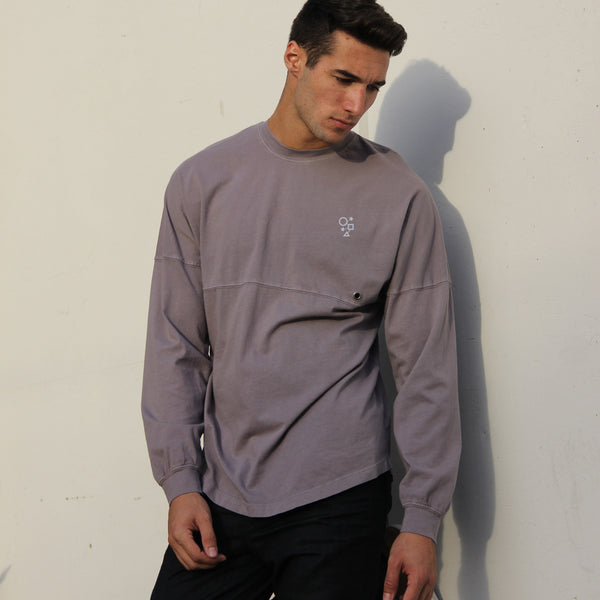 PREMIUM COTTON FRONT SEAMED AND GROMMETS SWEATSHIRT