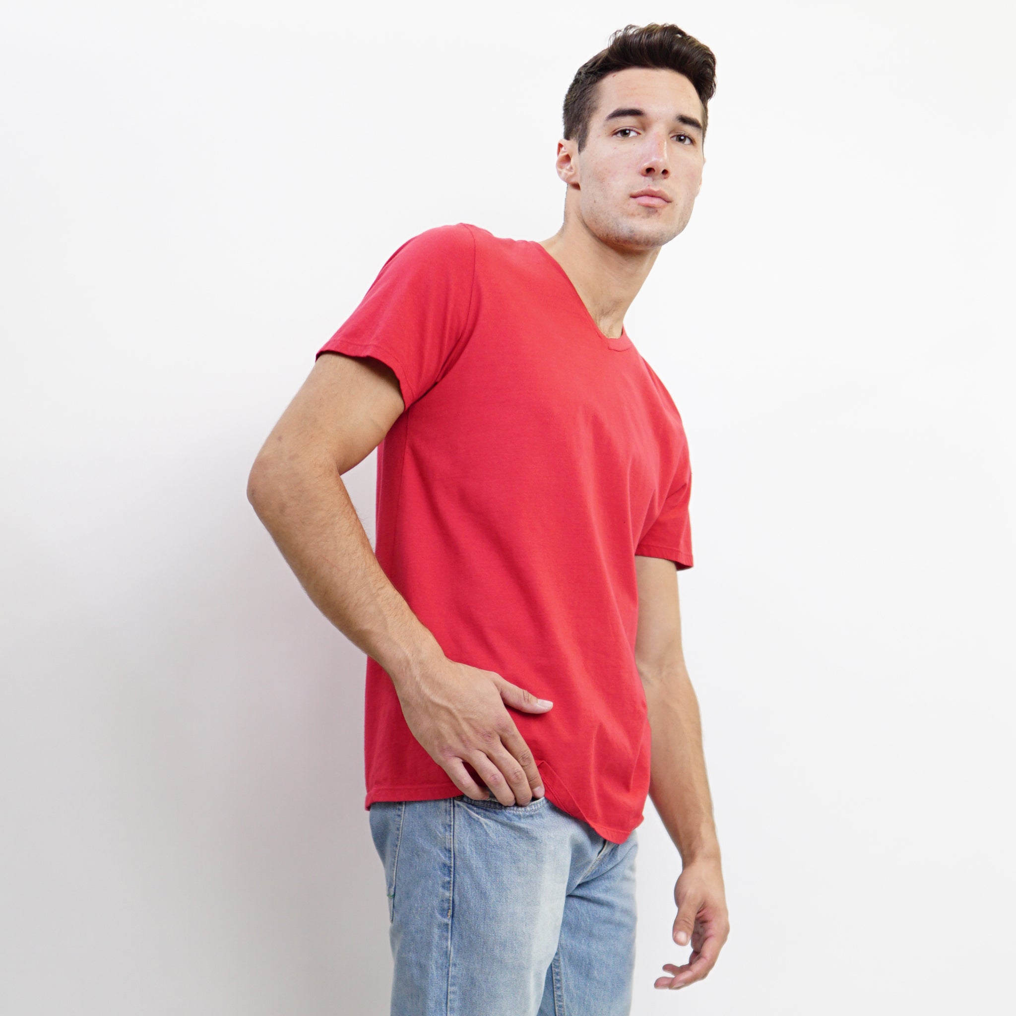 COTTON BASIC V NECK TEE