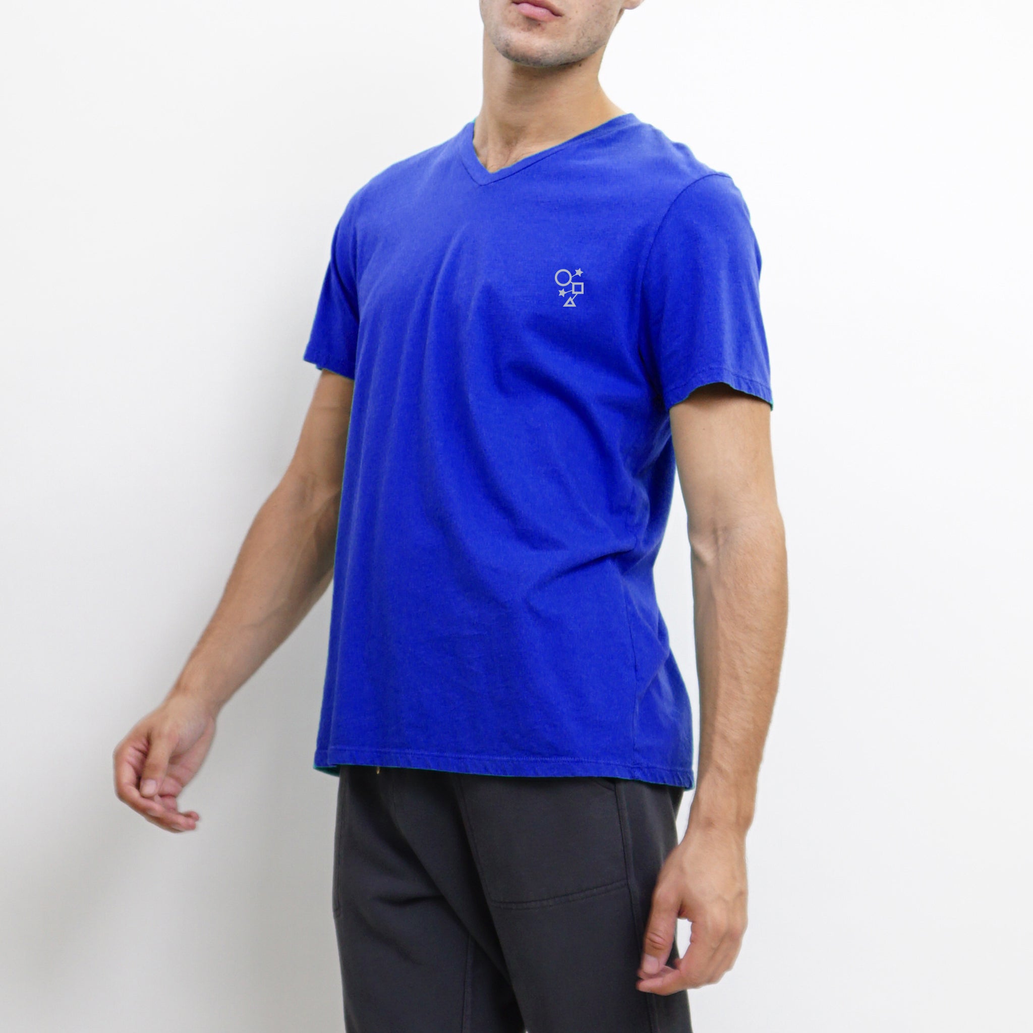 COTTON BASIC V NECK TEE