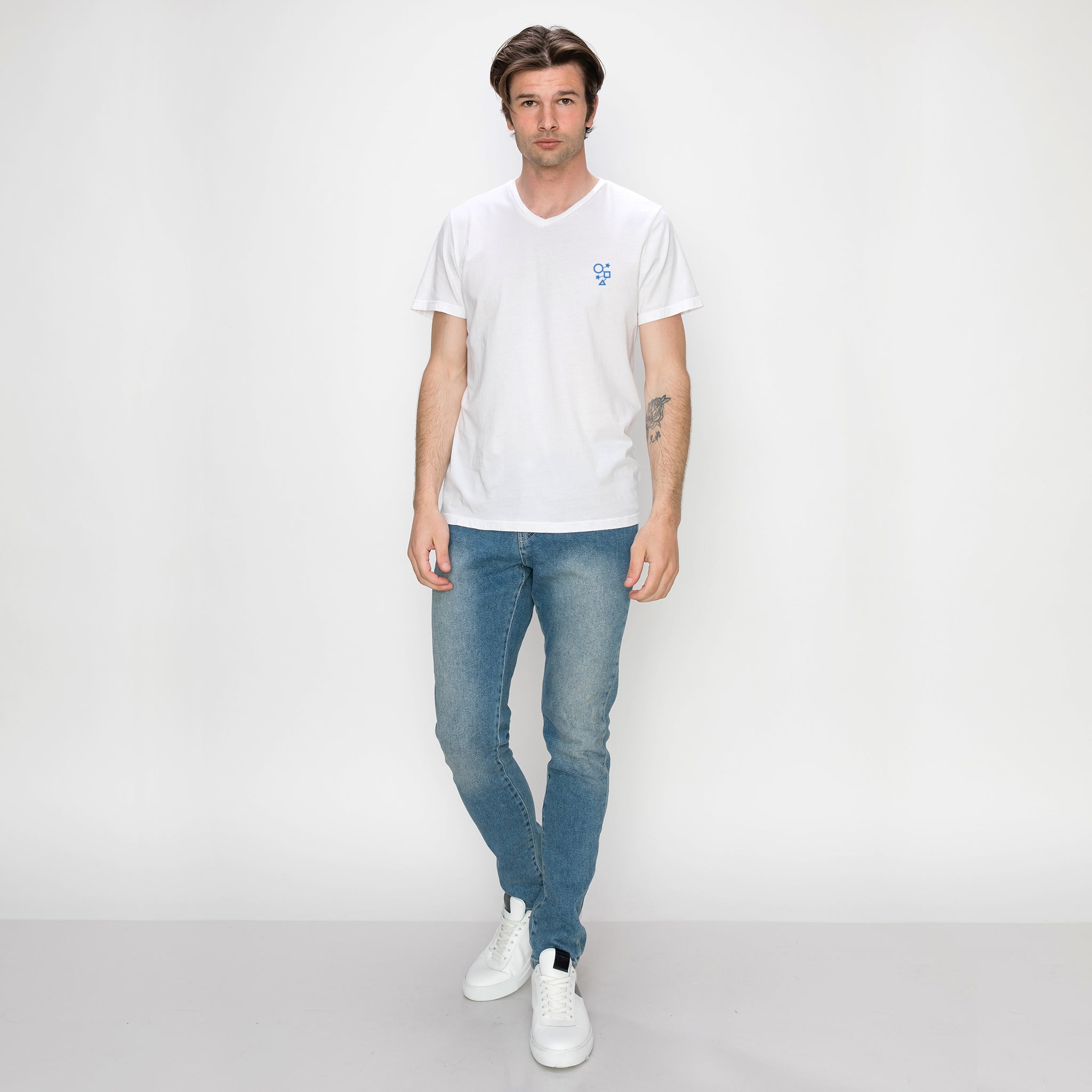 COTTON BASIC V NECK TEE